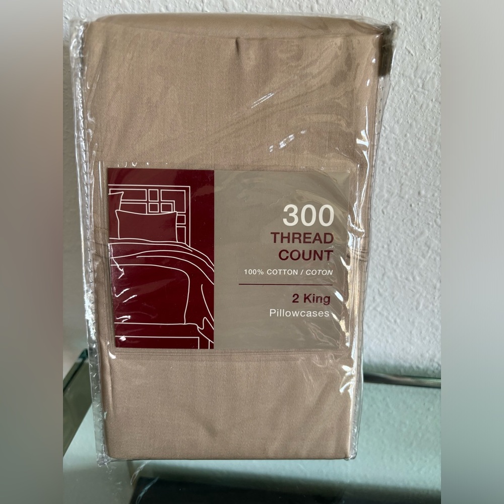 Bed Bath and beyond 300 count king pillowcases in tan